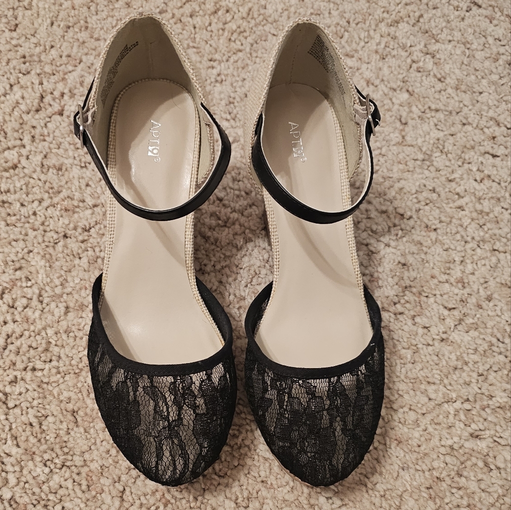 Womans sandals